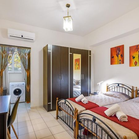 Colonial Family Apartment #4 Ground Floor 팔리라키 외부 사진